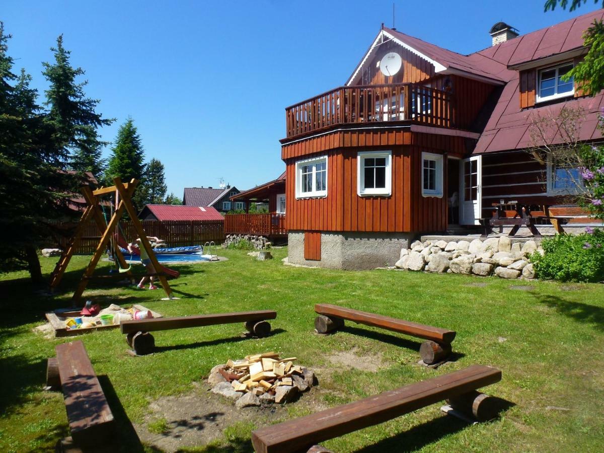 Pelisek Apartment *